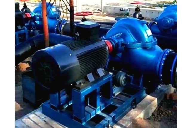 三亚俊铭磨具制造有限公司3台500mm口径双吸泵沈阳康平卧龙湖正在安装